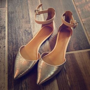 J. Crew Silver and Pink Pointed Flats NWOT - 6